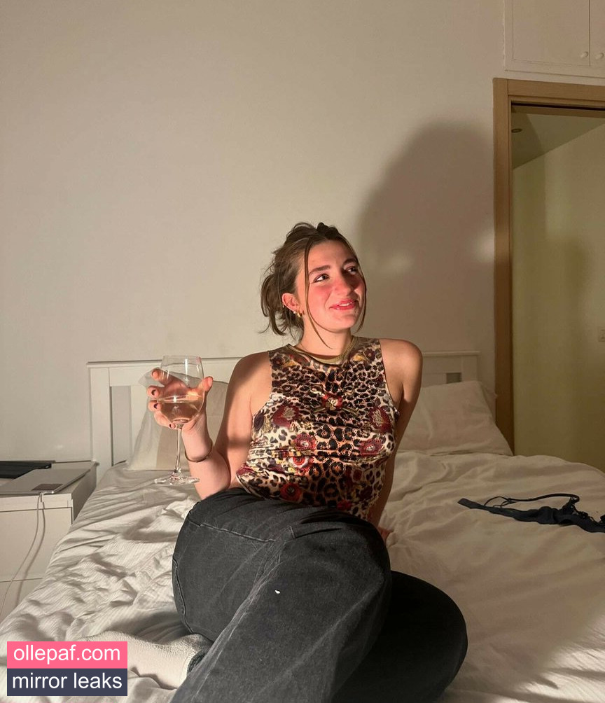 Latest Leaks Lizzie Sennott Nude #8 - Fapello