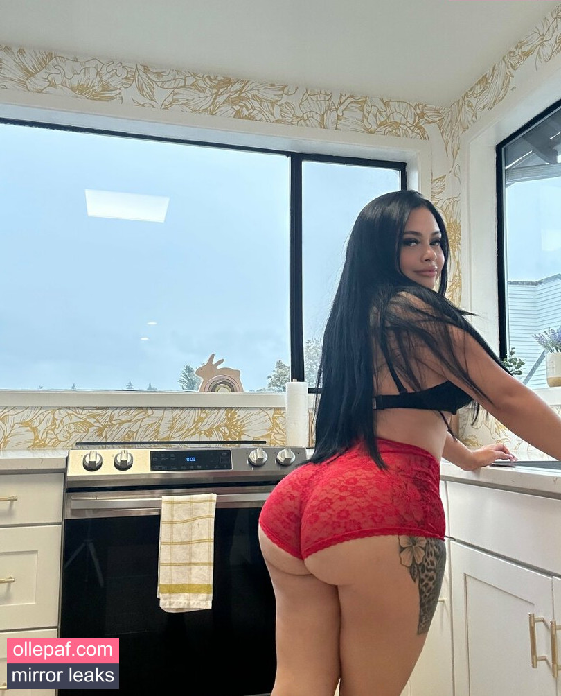 Latest Leaks yessenialoch Nude #10 - Fapello